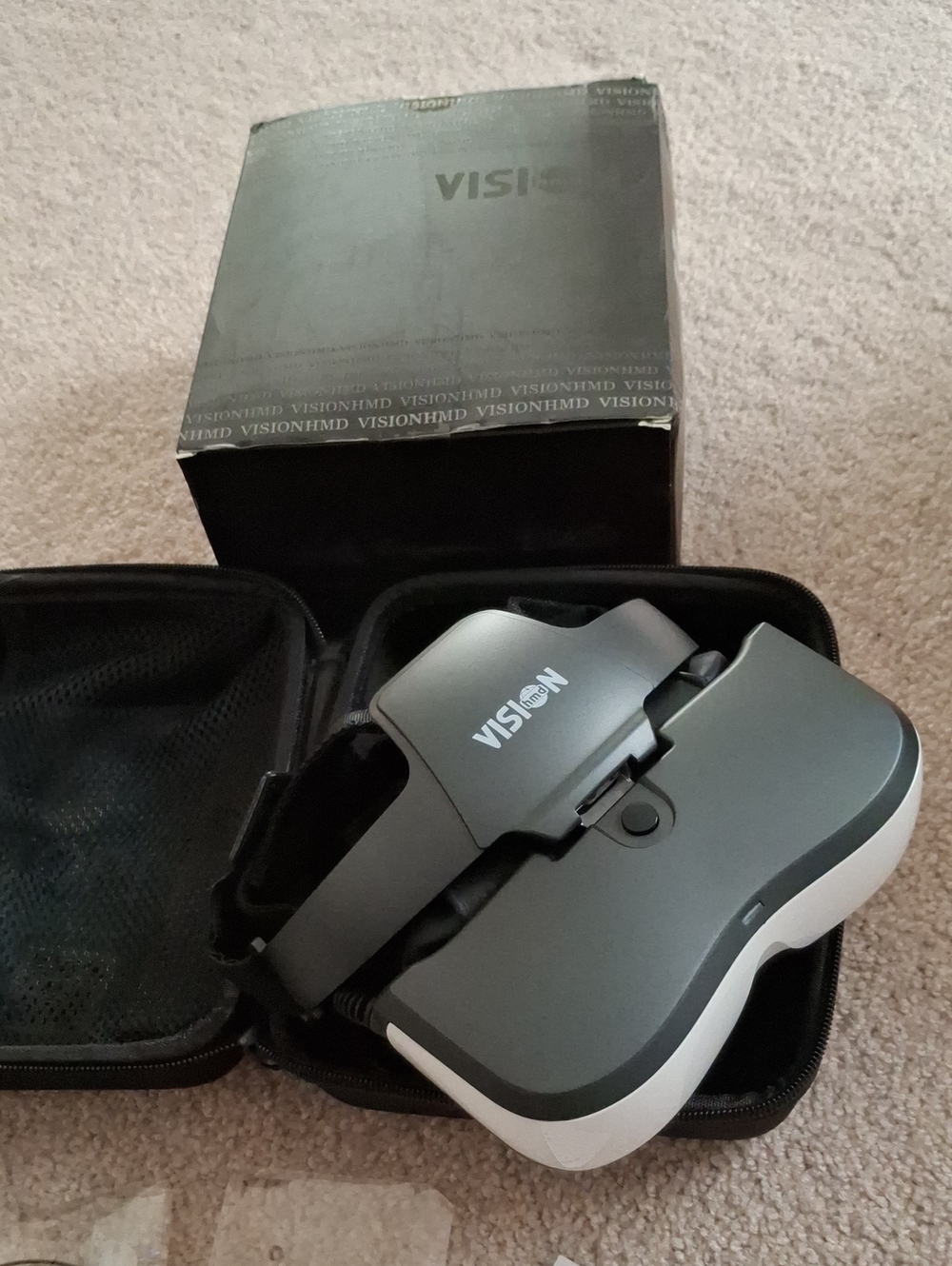 3d Video Headset with Carry Case